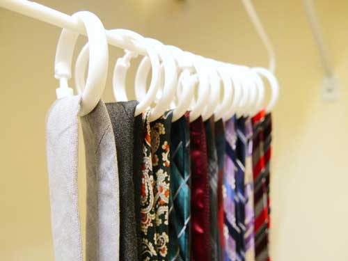 clothes-hanger-ties-scarves